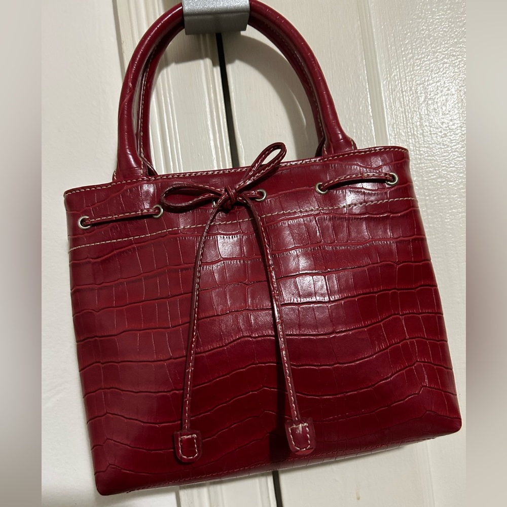 Womens Amanda Smith "Ruby Red" Faux Leather Handbag